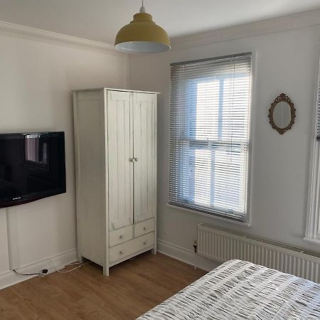 رامْسْغيت Modern Coastal Cottage 5 Minutes From The Ocean -Pet Friendly المظهر الخارجي الصورة